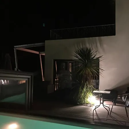 Casa de hóspedes Desirad