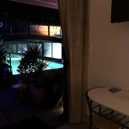 Desirad Casa de hóspedes 4*