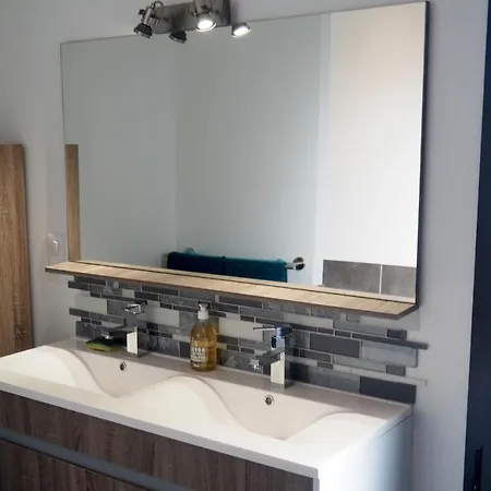 Gæstehus Desirad 4*